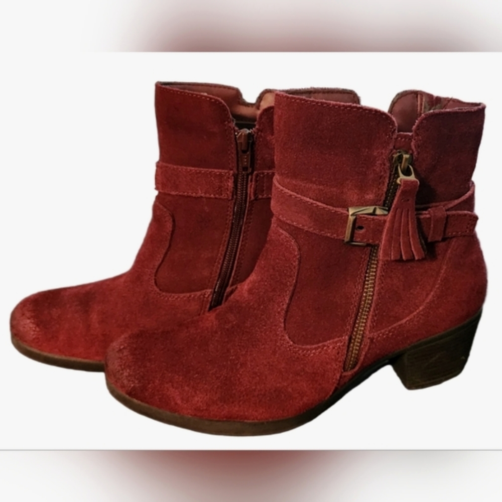 Earth Origins Tori Suede Ankle Boots | Distressed Leather Booties
